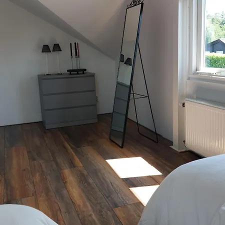 Vakantiewoning Aan De Loosdrechtse Plassen בית נופש