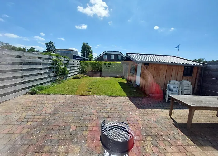 Vakantiewoning Aan De Loosdrechtse Plassen 度假居 *